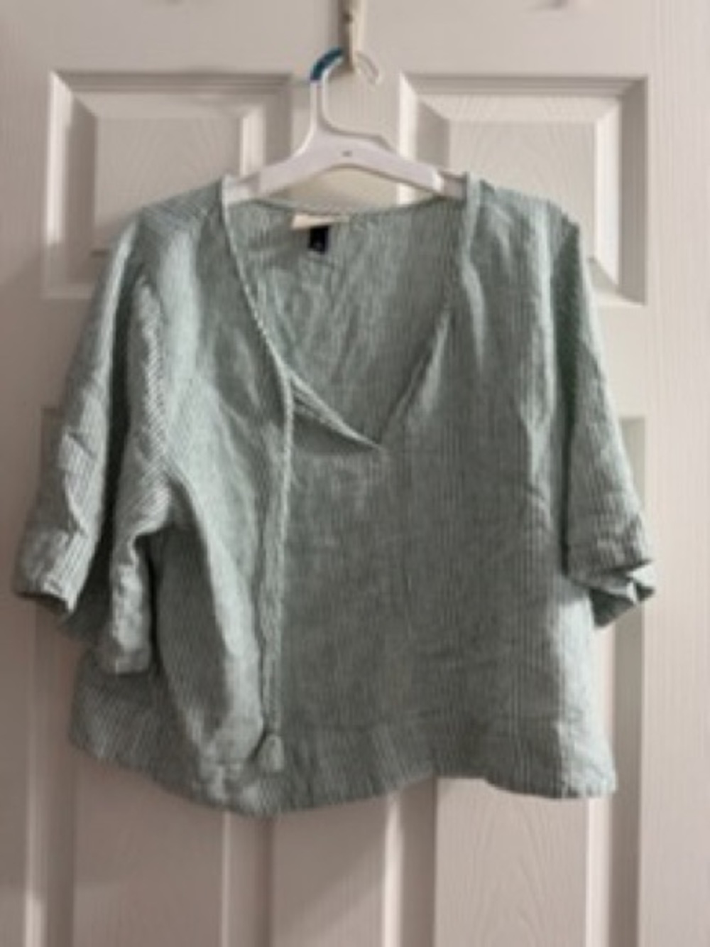 Universal Thread Mint Green V-Neck Boxy Tunic